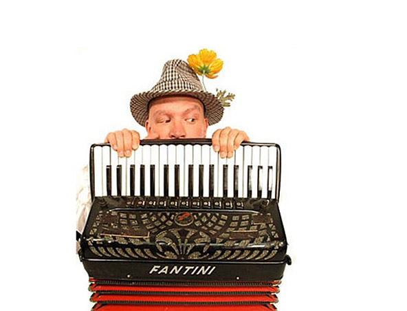 SYDNEY PIANO ACCORDION PLAYER A